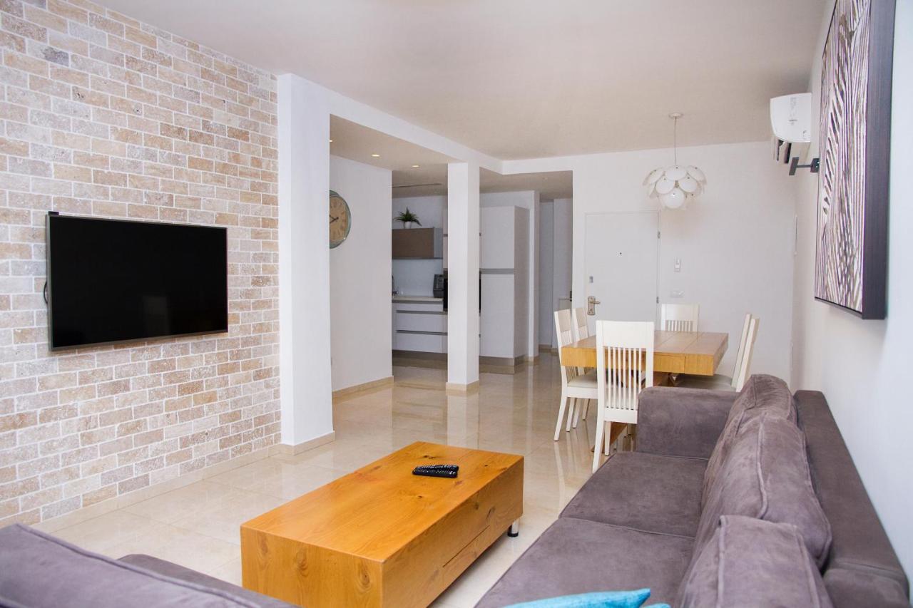 בת ים Apartments4You Etsel מראה חיצוני תמונה